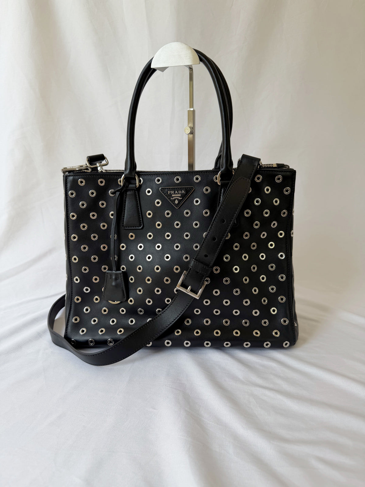 Prada Galleria Eyelet Tote – view 2