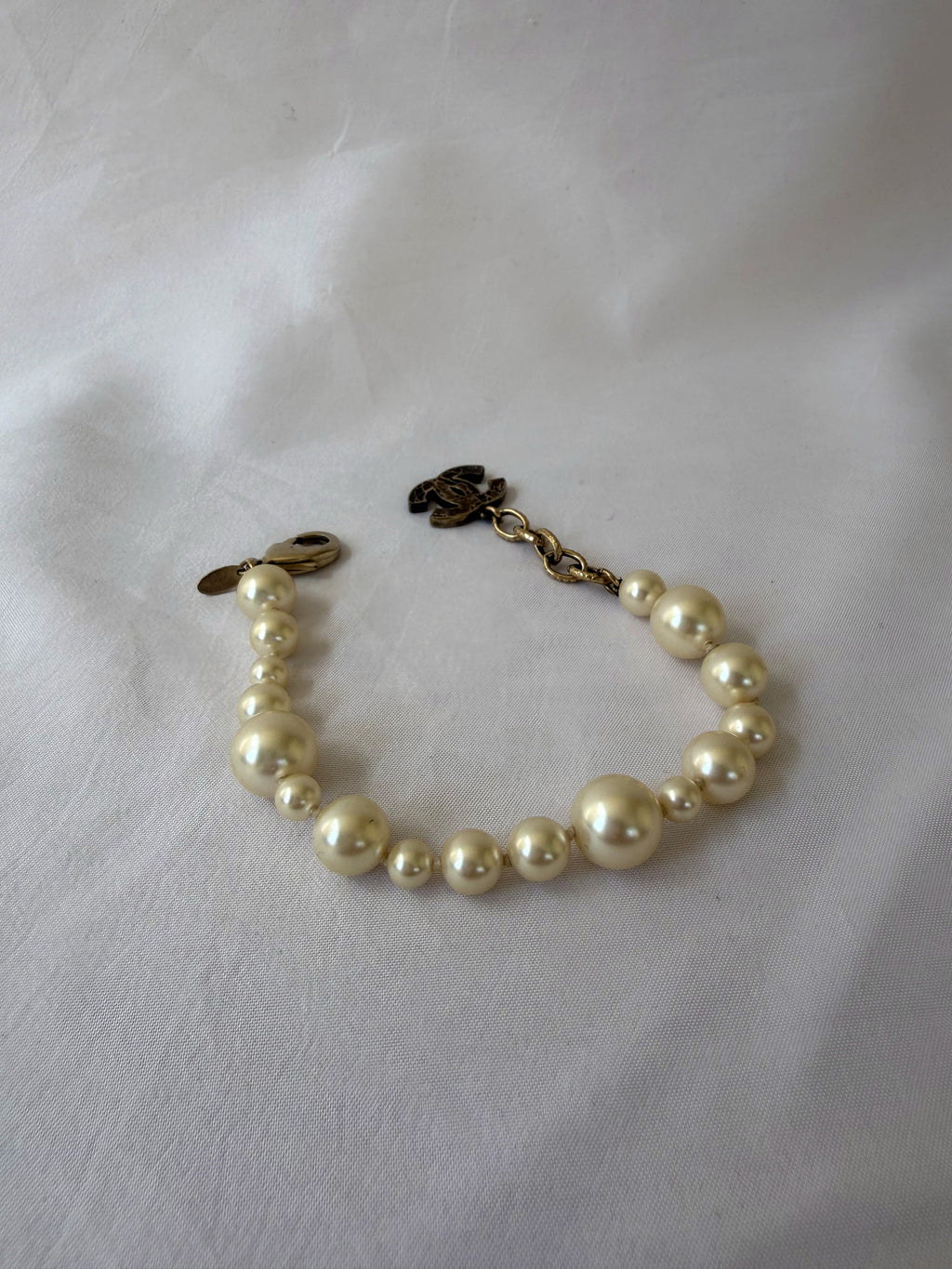 Chanel Pearl Bracelet – view 4