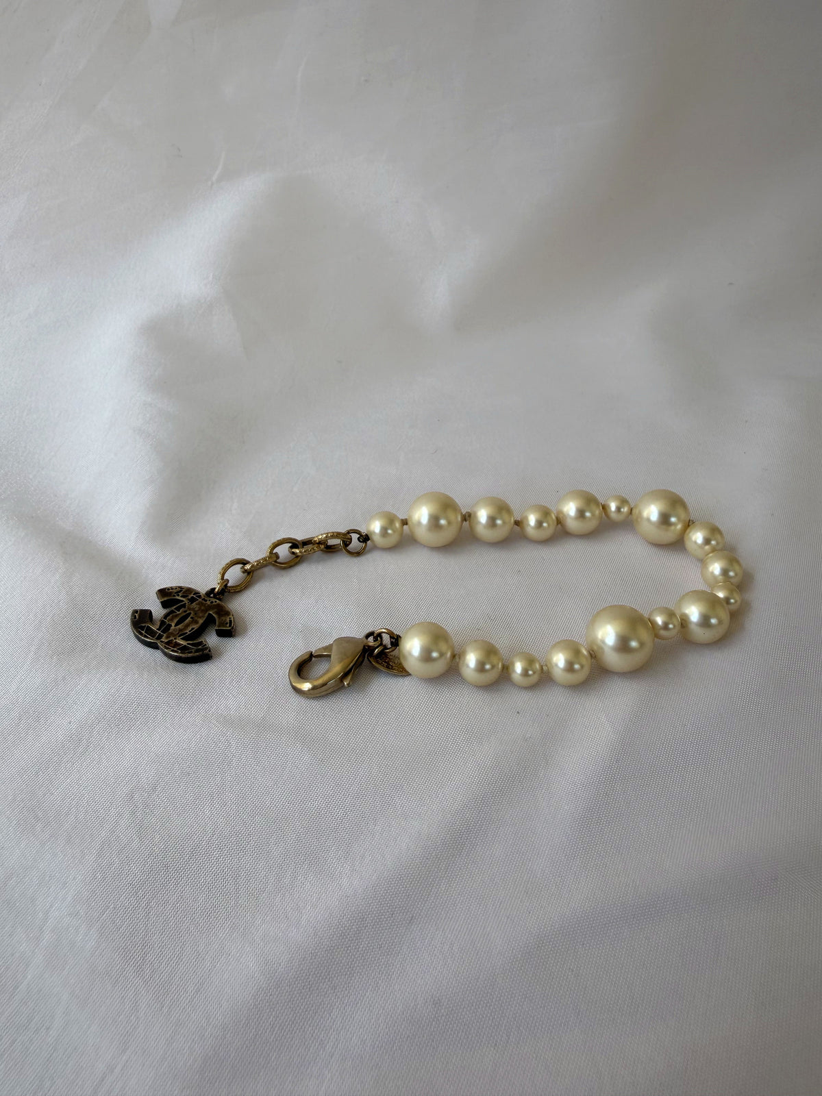 Chanel Pearl Bracelet – view 5