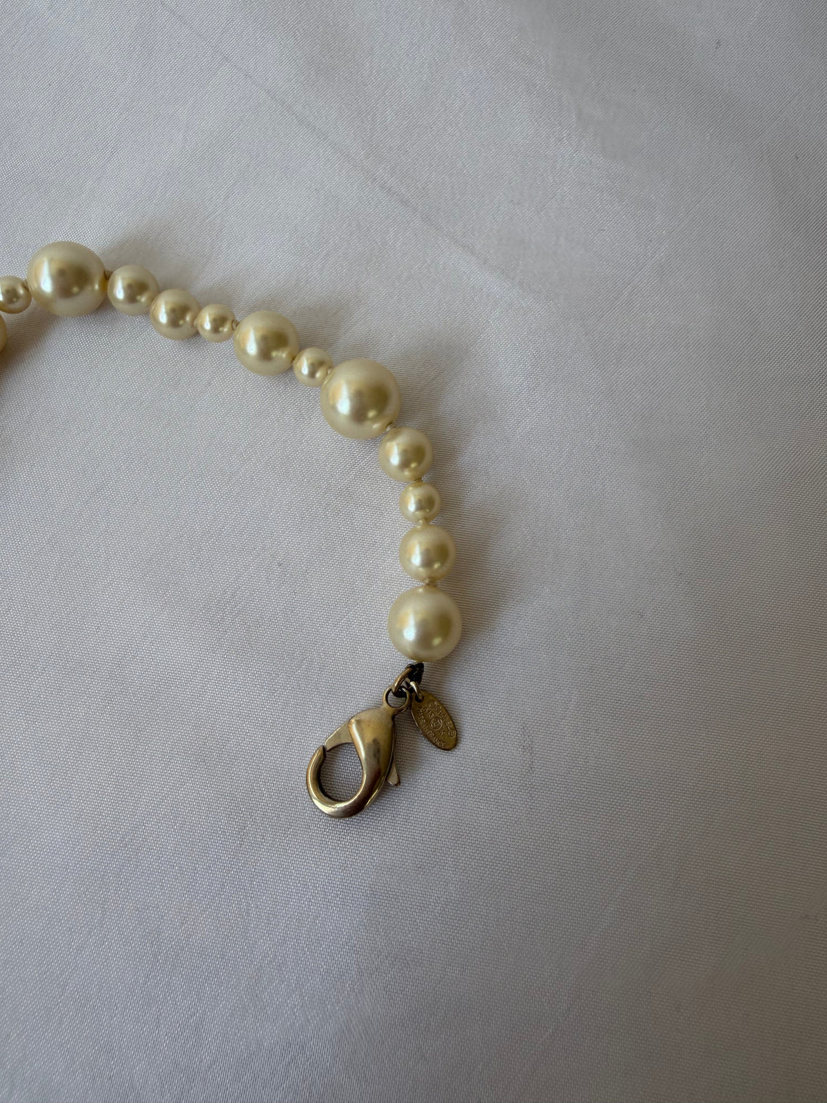 Chanel Pearl Bracelet – view 9