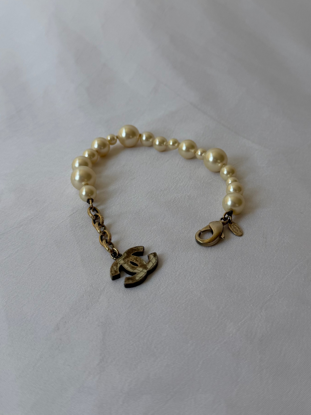 Chanel Pearl Bracelet – view 2