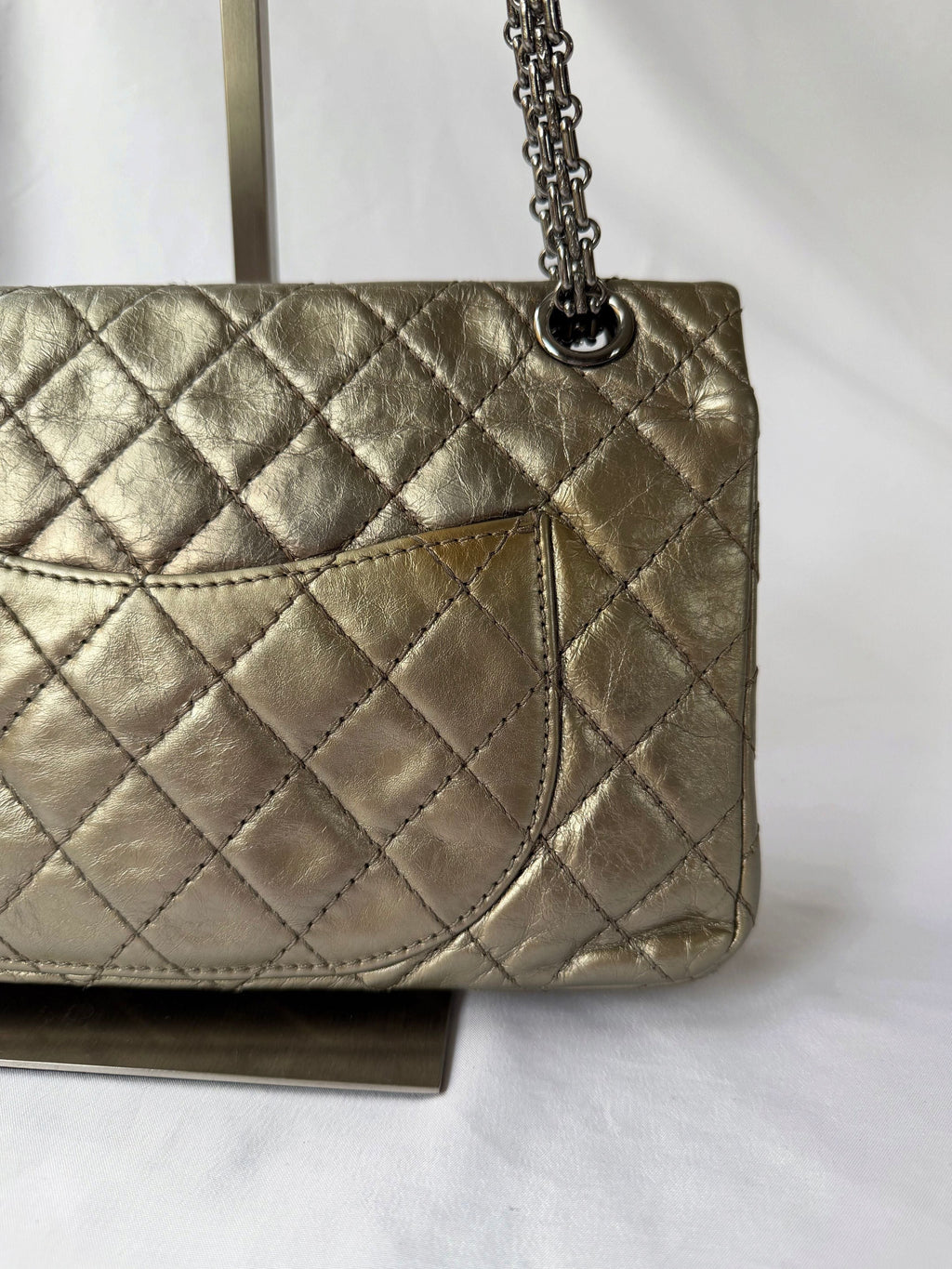 Chanel 2.55 Reissue Double Flap Bag Medium – view 8