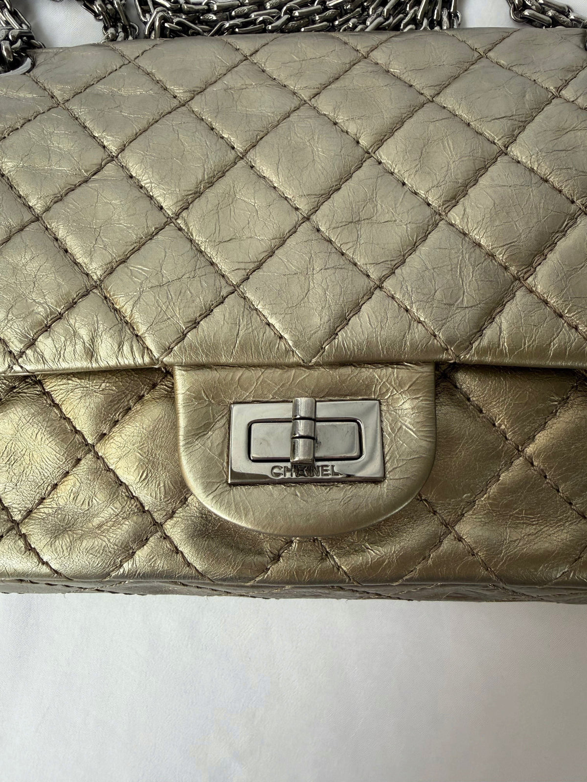 Chanel 2.55 Reissue Double Flap Bag Medium – view 9