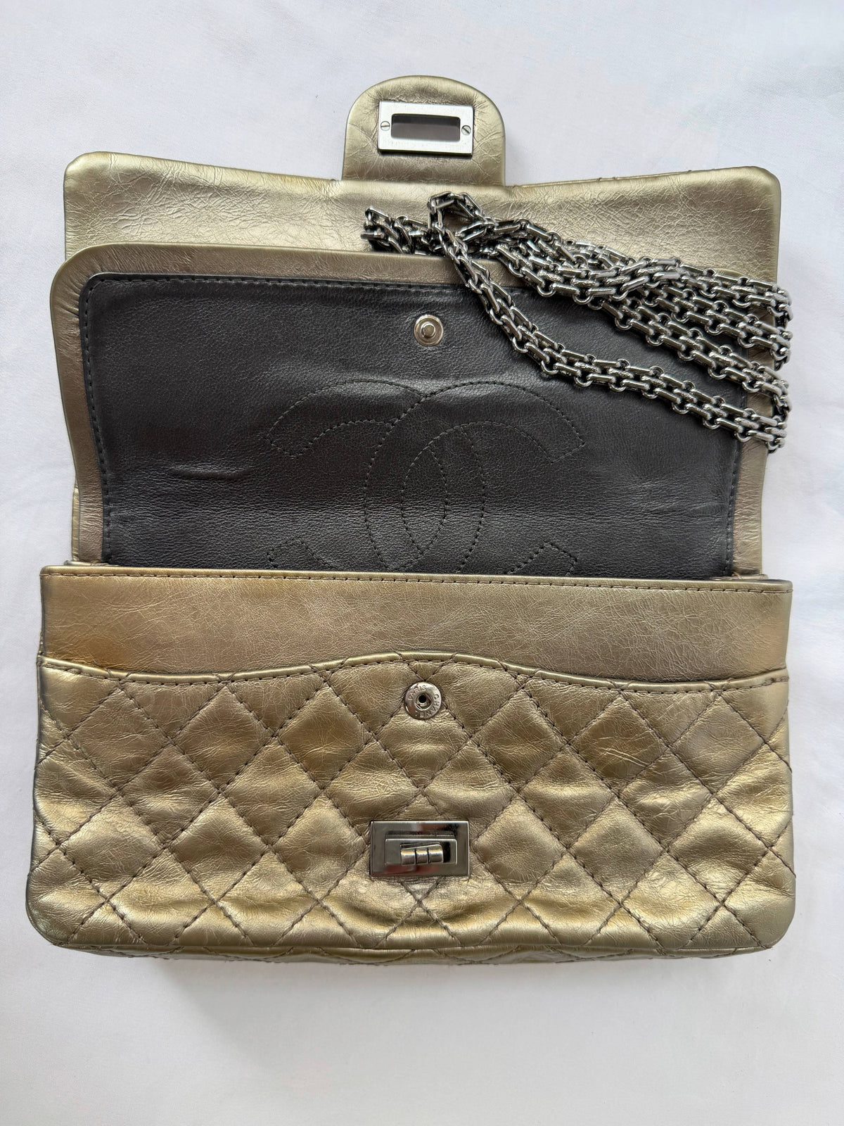 Chanel 2.55 Reissue Double Flap Bag Medium – view 13