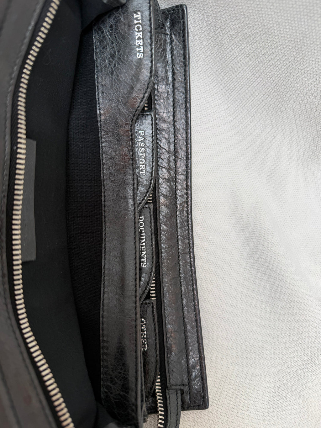 Balenciaga Flat Clutch – view 6