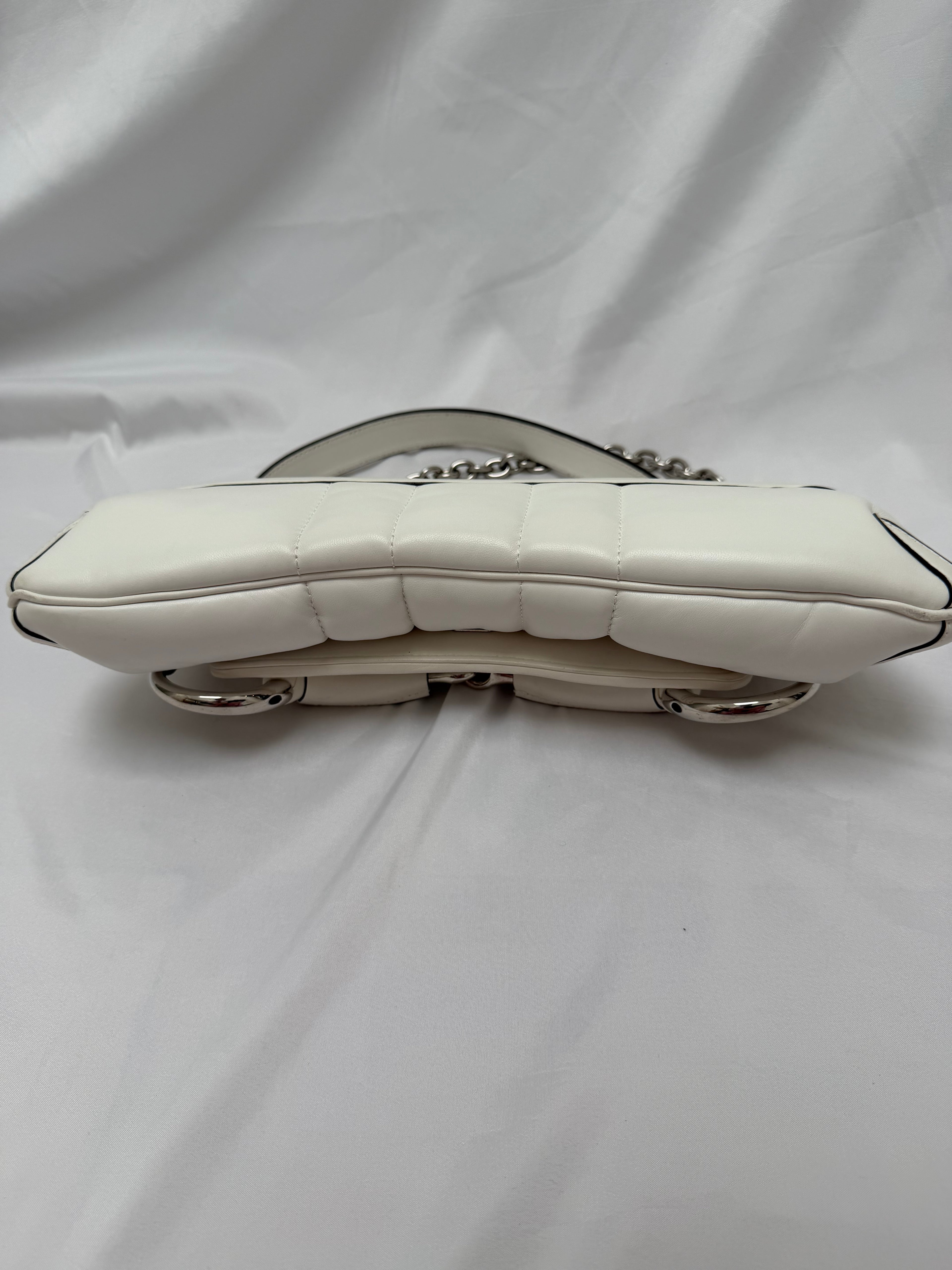 Gucci Horsebit 1955 Shoulder Bag in White – view 7